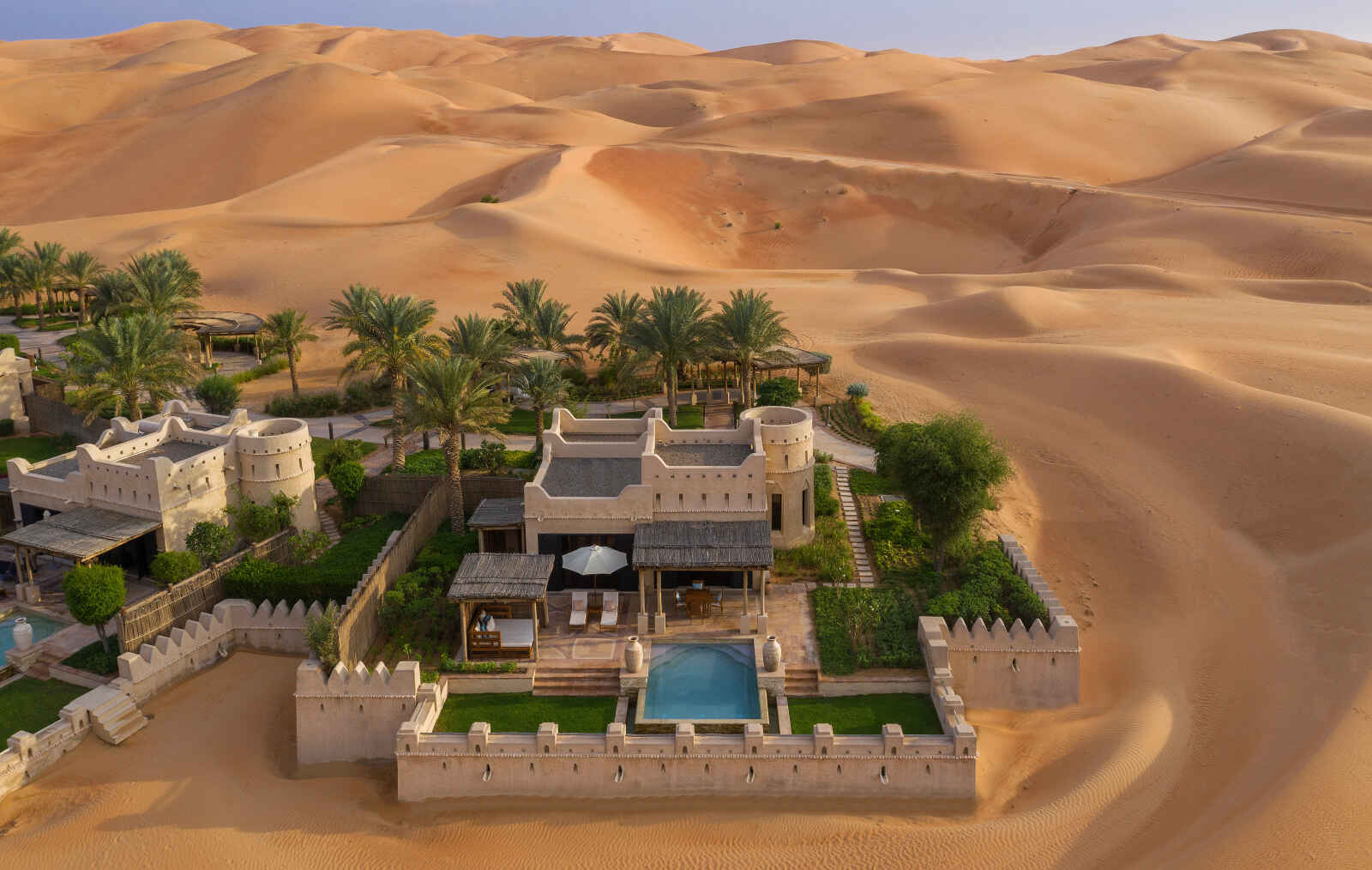 Abu Dhabi, Qasr Al Sarab, Exterior