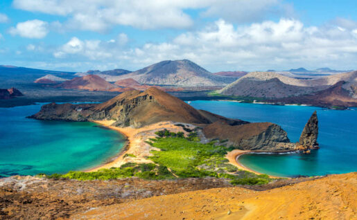 Vue de l'Ile de Bartolomé, Iles Galapagos, Equateur